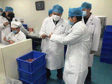 方舟制药一线员工坚守岗位 防疫情，保生产